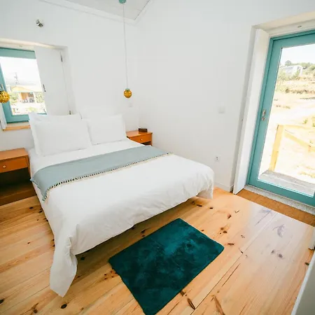 Casa Do Marujo E Casa Do Mirone * Fornos de Algodres