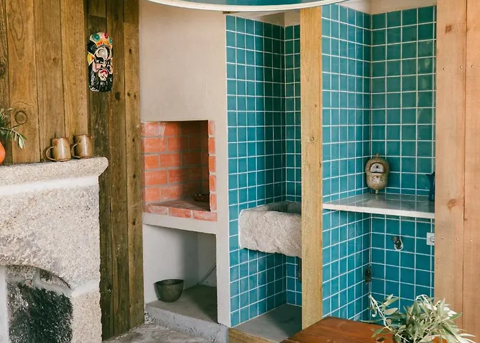 Casa Do Marujo E Casa Do Mirone * Fornos de Algodres